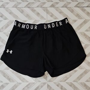 Under Armour Black Women's Athletic Shorts Heat Gear Size Medium